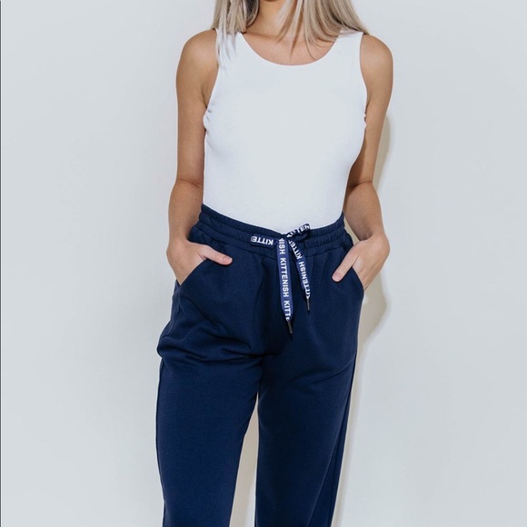 Kittenish Arie navy joggers